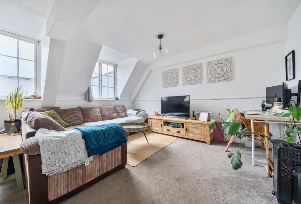 Main image of property: Albermarle Row, Bristol, BS8