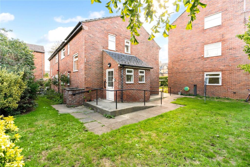 Main image of property: Walton Manor Court, Oxford, Oxfordshire, OX2