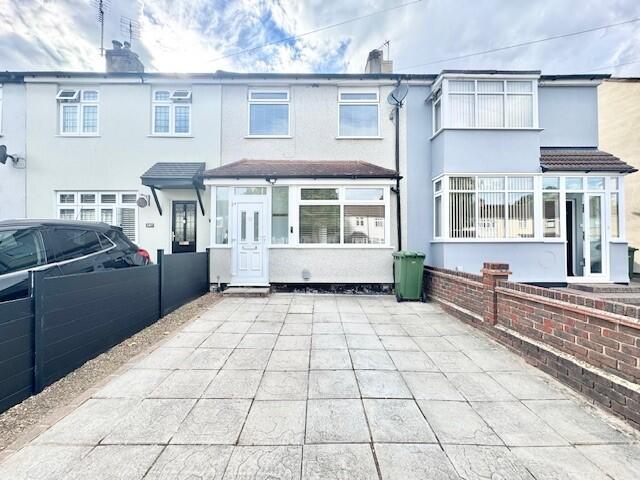 Main image of property: Northumberland Avenue, Hornchurch, RM11 2HN