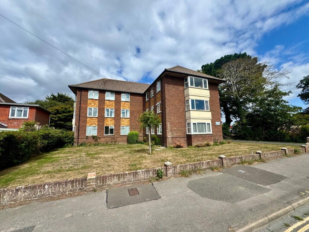 Main image of property: Sopers Lane, Wickford House Sopers Lane, BH23