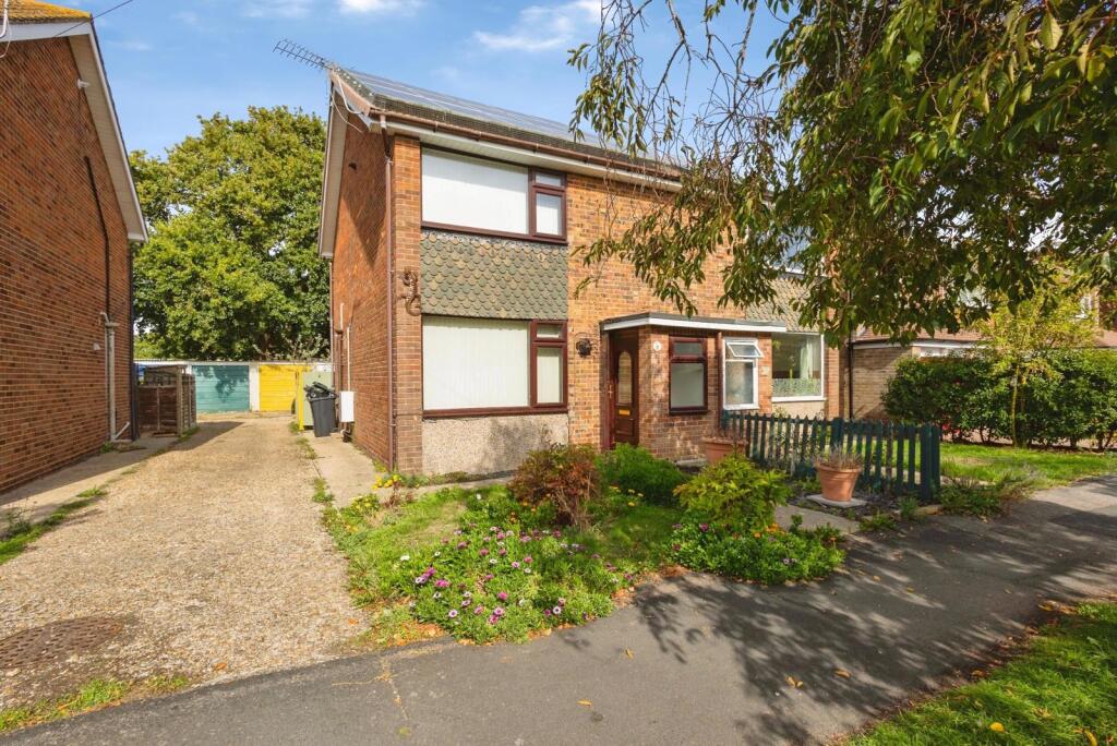 Main image of property: Cherrywood Gardens, Hayling Island, Hampshire, PO11