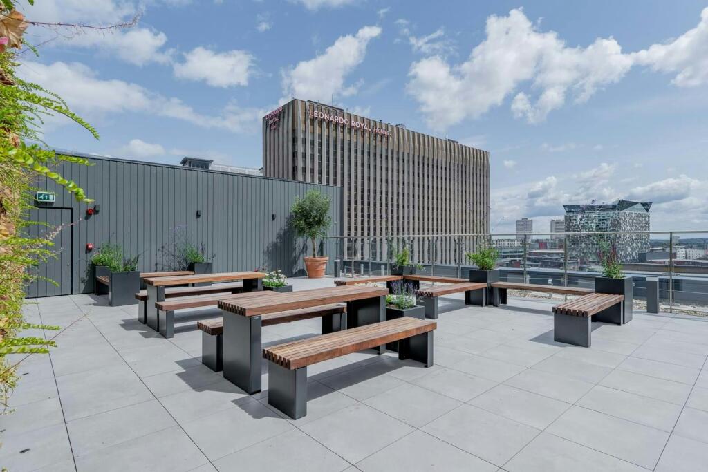 xbp_floor7_terrace.jpg