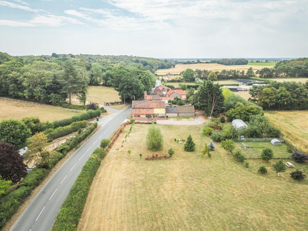 Main image of property: Characterful Barn Conversion in Felbrigg