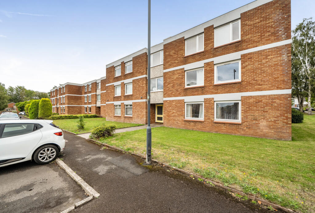 Main image of property: Wellington Place, Frenchay, Bristol, BS16