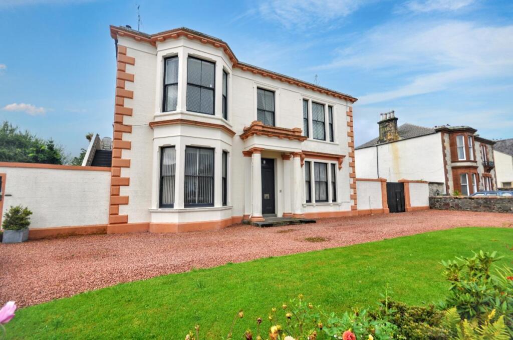 Main image of property: 34 The Avenue, Girvan, South Ayrshire