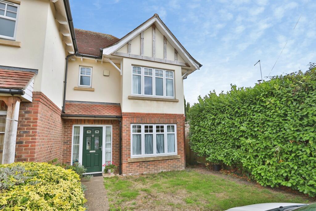 Main image of property: Ringwood