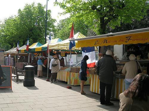 HighStreetMarketE11.jpeg