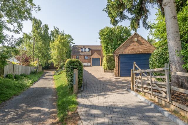 Main image of property: Broadway Rise, Broadway, Didcot