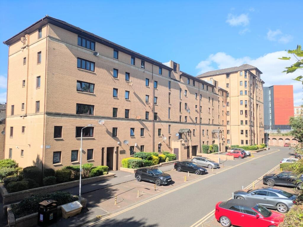 Main image of property: Parsonage Square, Merchant City, Glasgow, G4