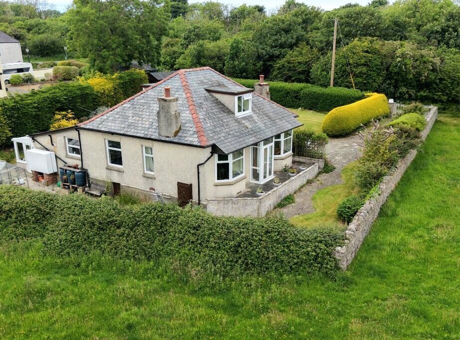 Main image of property: Marianglas, LL73