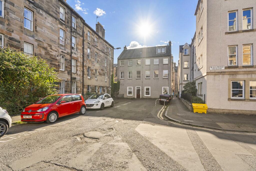 Main image of property: 1B/2 West Newington Place, Newington, Edinburgh, EH9 1QT
