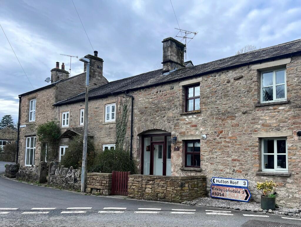 Main image of property: 1 CROSS HOUSE COTTAGES, WHITTINGTON, LA6 2NX