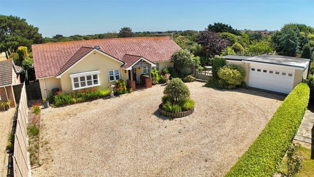 Main image of property: The Bucklers, Milford on Sea, Lymington, Hampshire, SO41