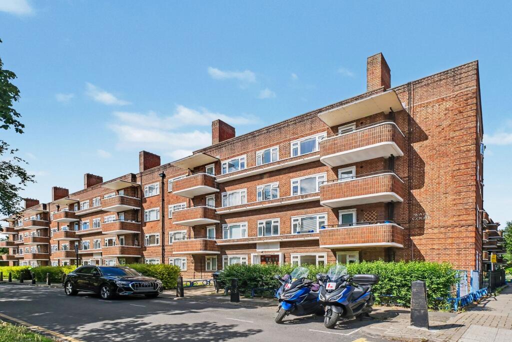 Main image of property: Stroud Green Road N4 3RY