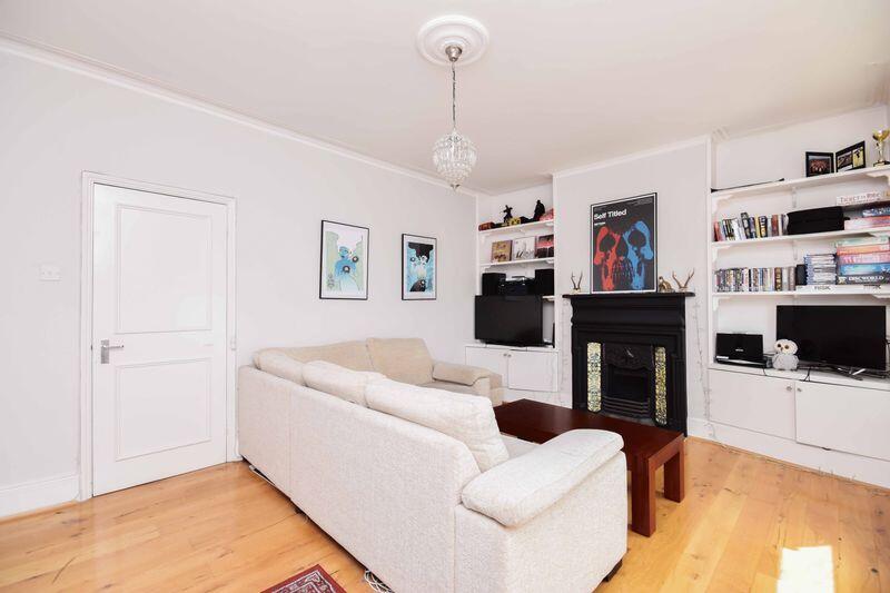 Main image of property: Kingswood Road, London