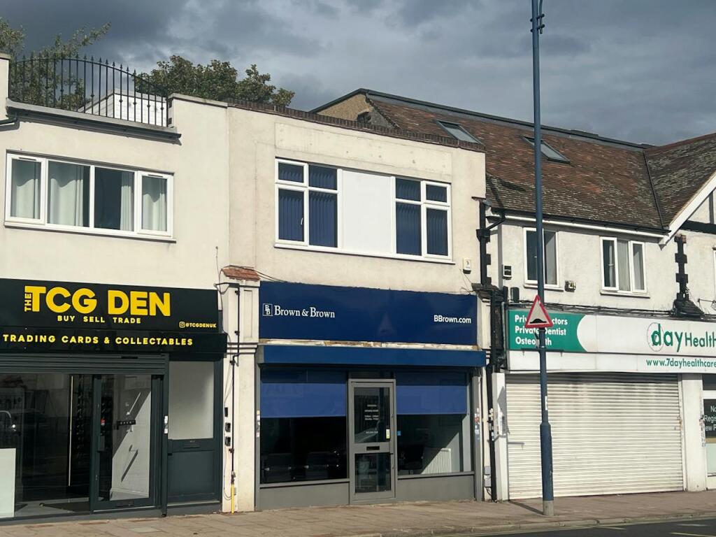 Main image of property: 146A Bellegrove Road, Welling, DA16 3QR