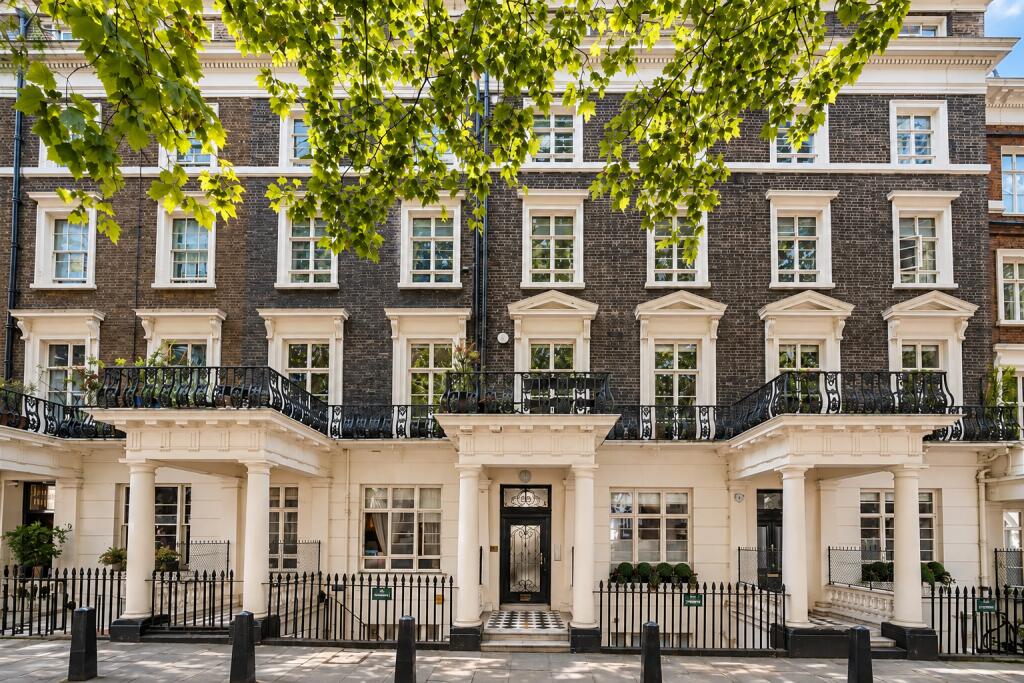 Main image of property: Sussex Gardens, W2