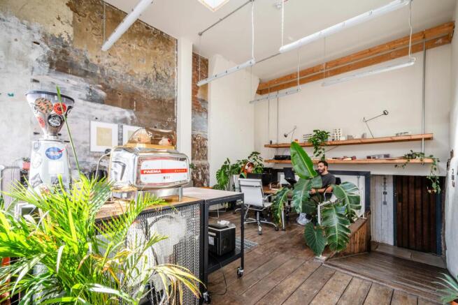 Hackney Rd 493495 NEW  Low Res 7.jpg