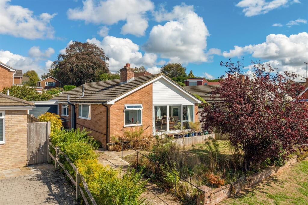 Main image of property: Highlands Close, Hassocks