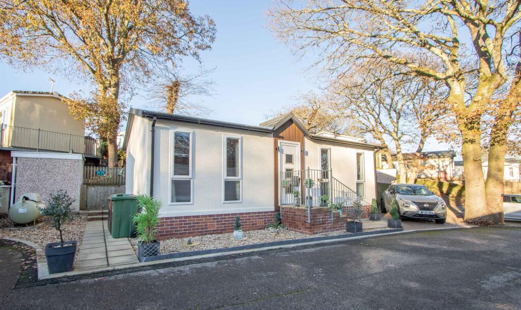 Main image of property: Unity Close, Glenholt Park, PL6