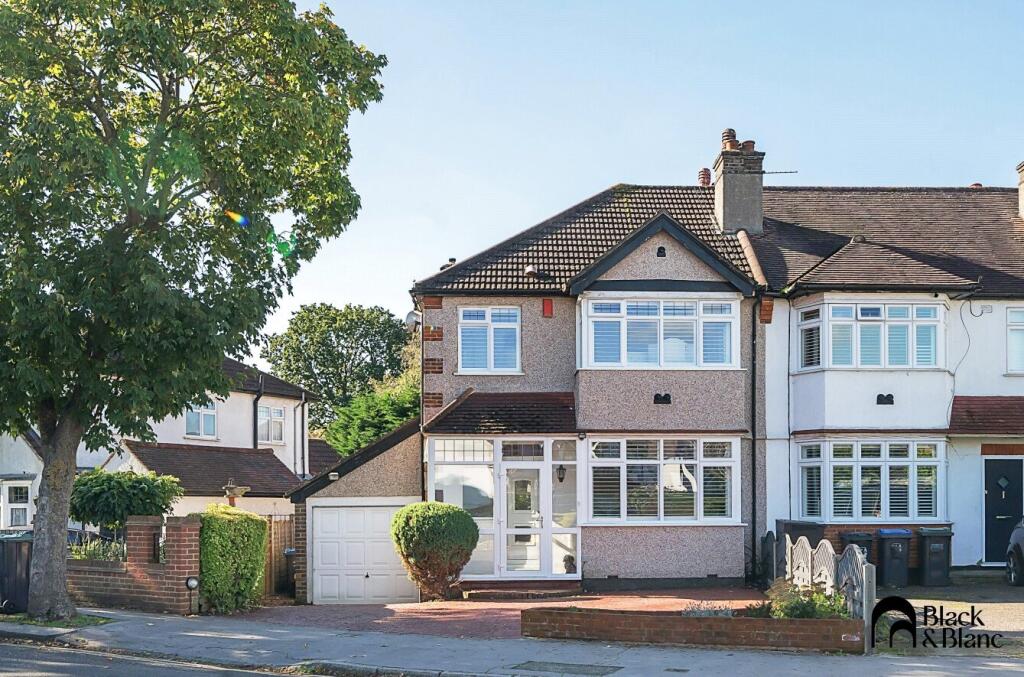 Main image of property: Oak Avenue, Shirley, CR0
