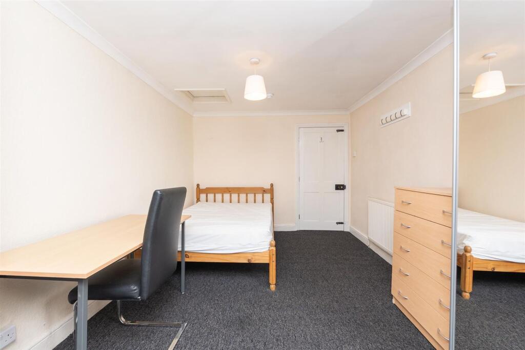 Main image of property: Queens Road, Bristol, BS8