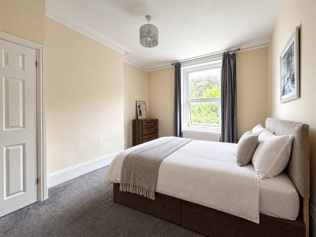 Main image of property: ROOM TO RENT - CLIFTON TERRACE