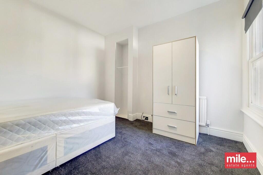 Main image of property: Reginald Street, Luton