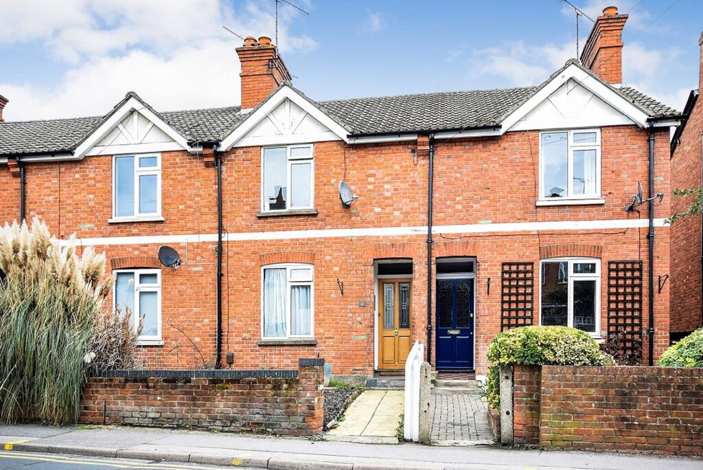 Main image of property: Easthampstead Road, Wokingham, RG40
