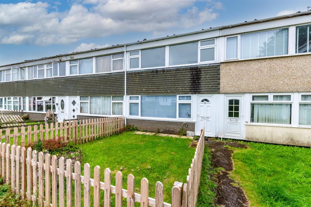 Main image of property: Pomfrett Gardens, Stockwood