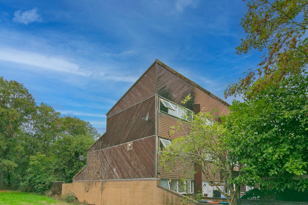 Main image of property: Moorfoot, Fullers Slade, MK11