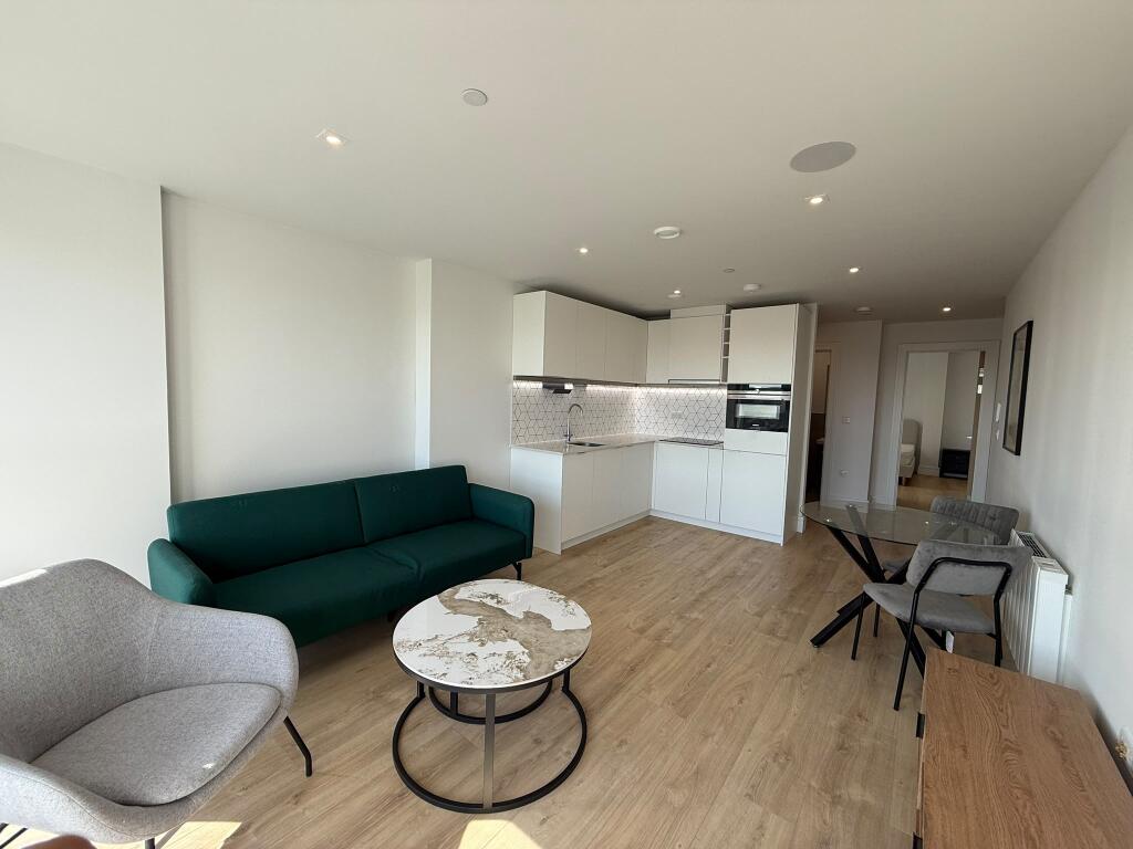 Main image of property: Coombe Hill House, Beverley Way, New Malden, Kingston Upon Thames