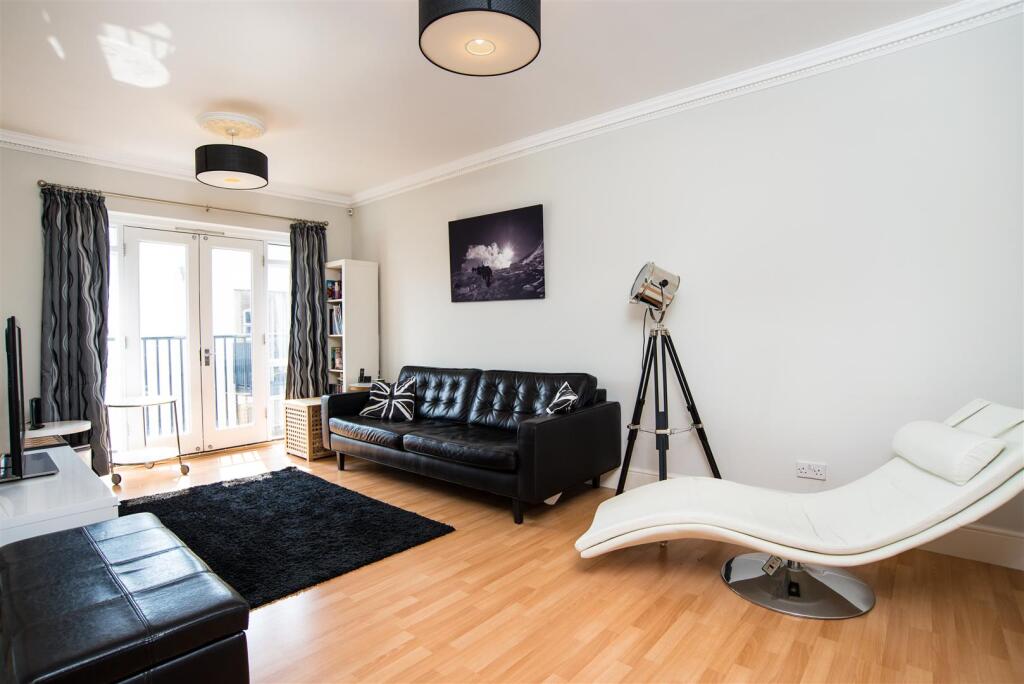 Main image of property: Leathermarket Court, London