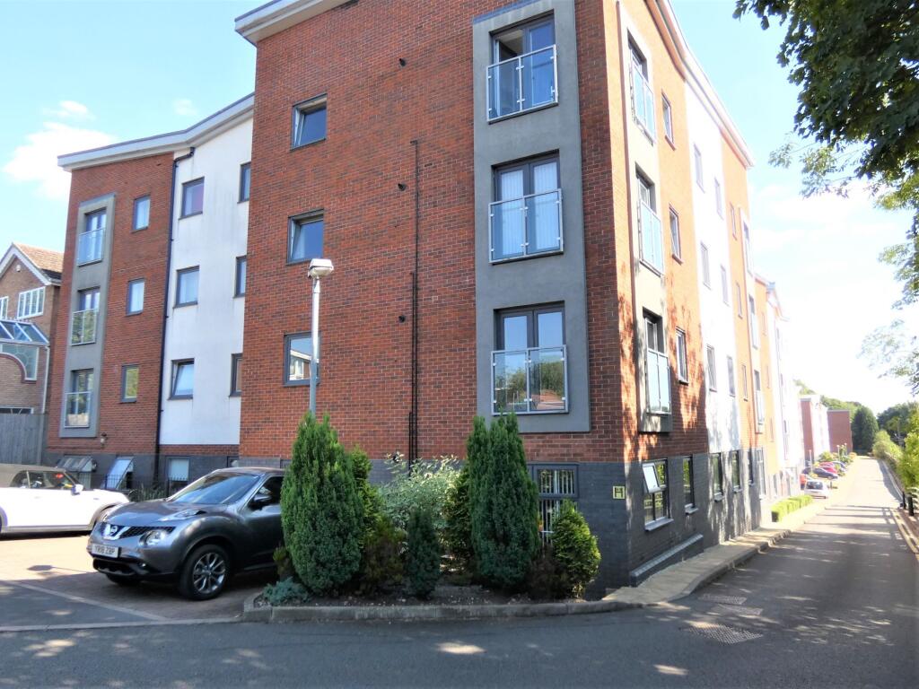 Main image of property: Lichfield Road, Sutton Coldfield, B74