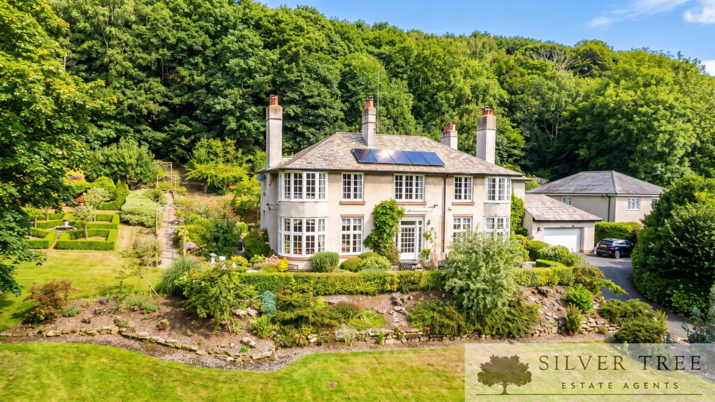 Main image of property: Kebroyd, 16 Weaponness Park, Scarborough, North Yorkshire