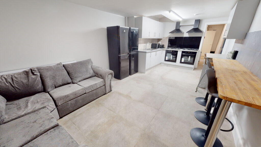 Main image of property: Dawlish Road, Selly Oak, Birmingham, B29 7AA