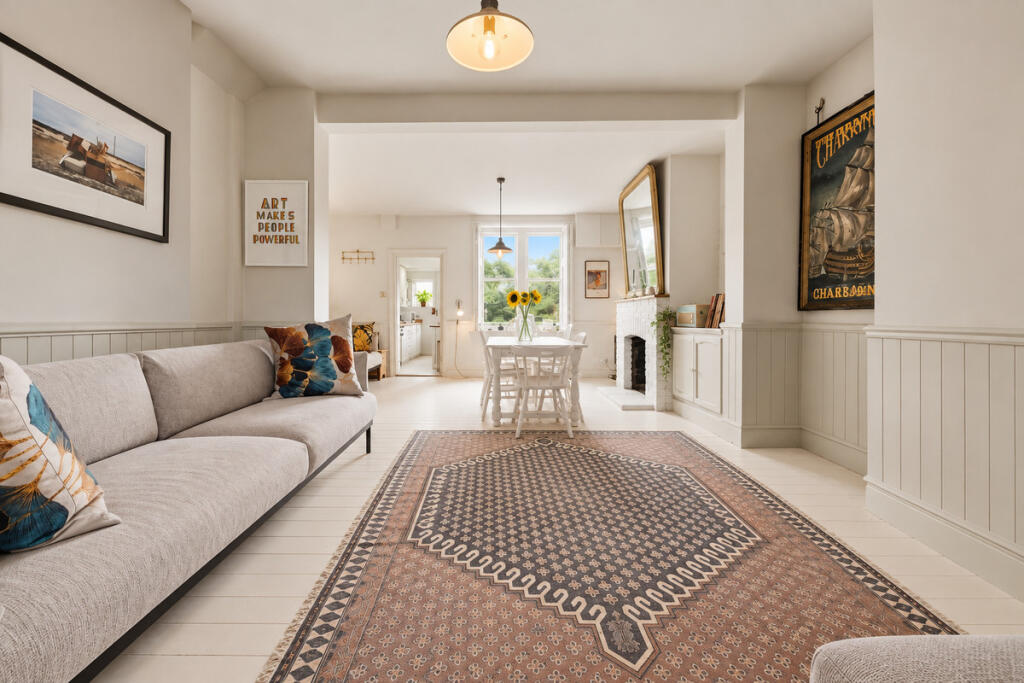 Main image of property: Island Wall, Whitstable, CT5
