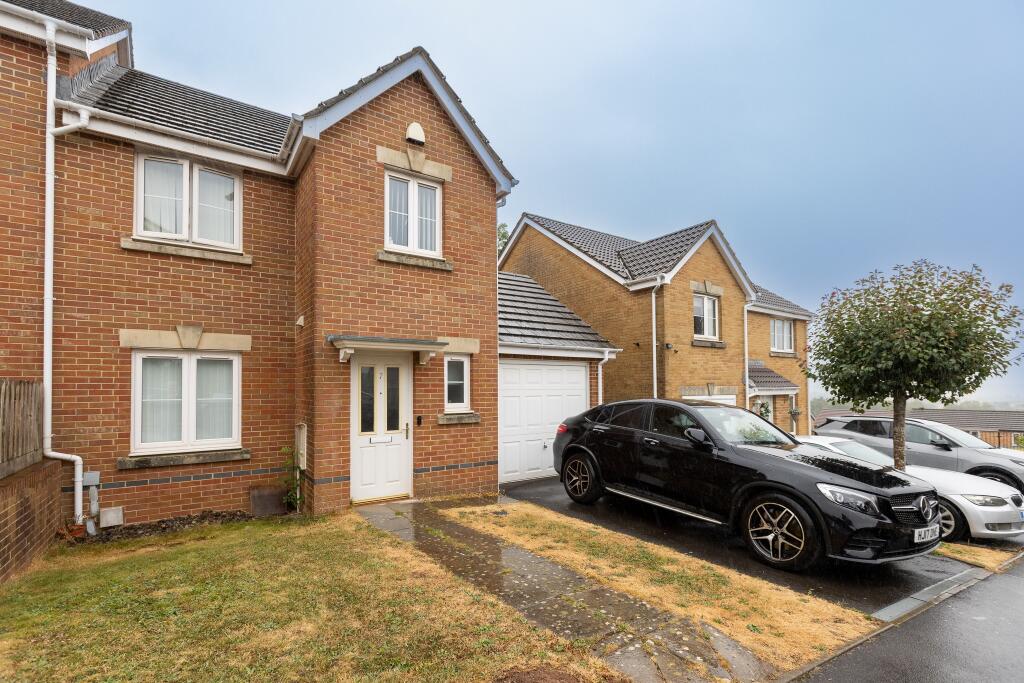 Main image of property: Gelli Ddaear Goch, Llanharry, Pontyclun