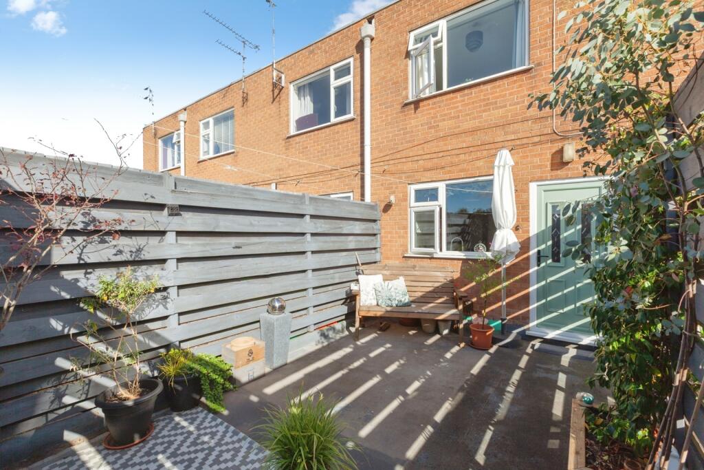 Main image of property: Forge Corner, Blaby, Leicester, Leicestershire, LE8