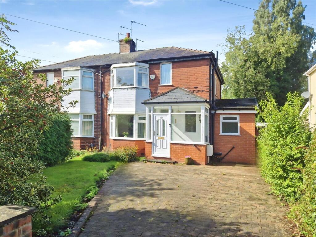 Main image of property: Old Clough Lane, Worsley, Manchester, Greater Manchester, M28