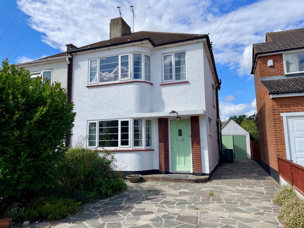 Main image of property: Flemming Avenue, Leigh-on-sea, Southend-on-sea