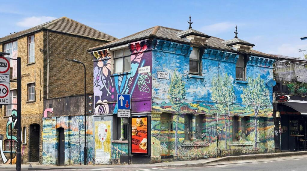 Main image of property: Bridge House, 283 Kingsland Road, Hackney, London, E2 8AS