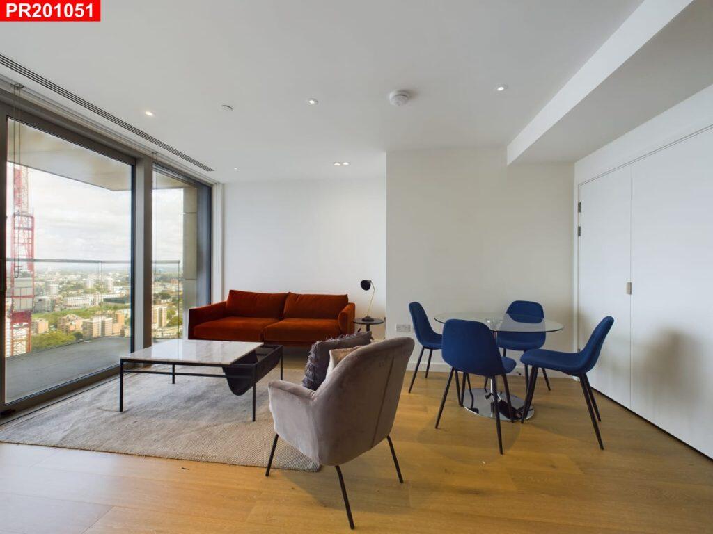 Main image of property: Old Street – 2 Bedrooms Flat