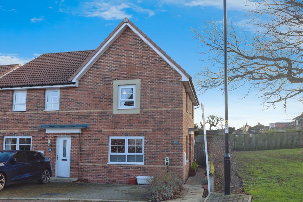 Main image of property: Greenside Close, Harrogate, HG1