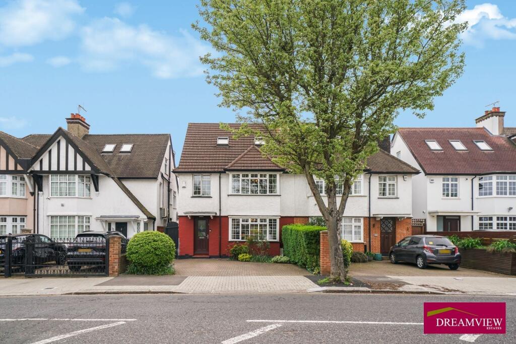Main image of property: The Vale, Golders Green, London, NW11 8SN