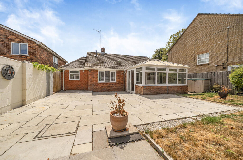 Main image of property: Faringdon Road, Kingston Bagpuize, Abingdon, Oxfordshire, OX13