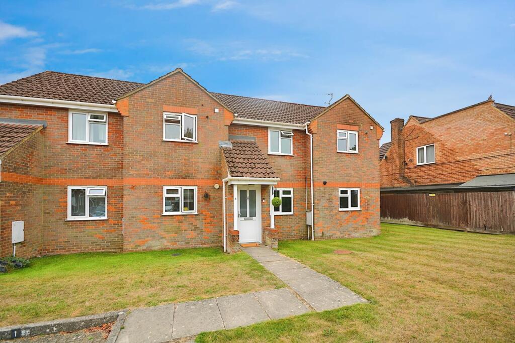 Main image of property: Pavilion Way, Amersham
