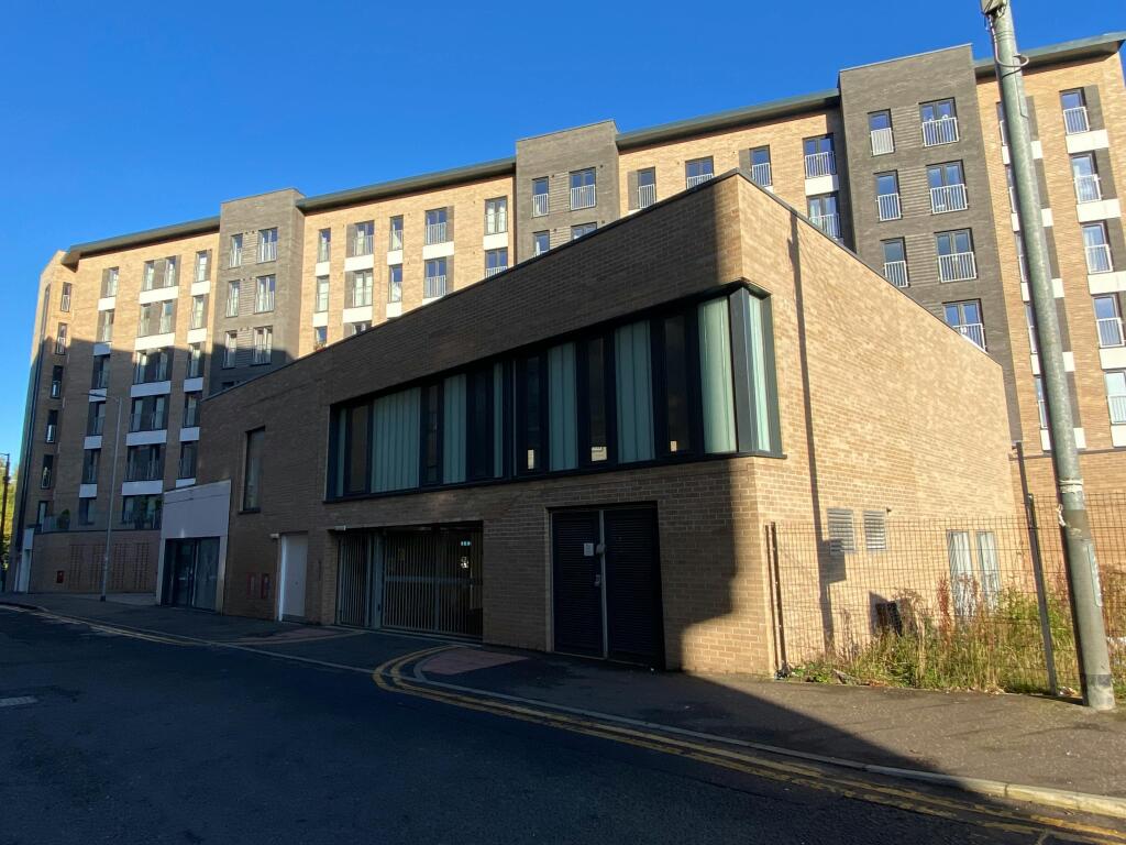 Main image of property: 275 Bell Street, Glasgow, G4 0SL