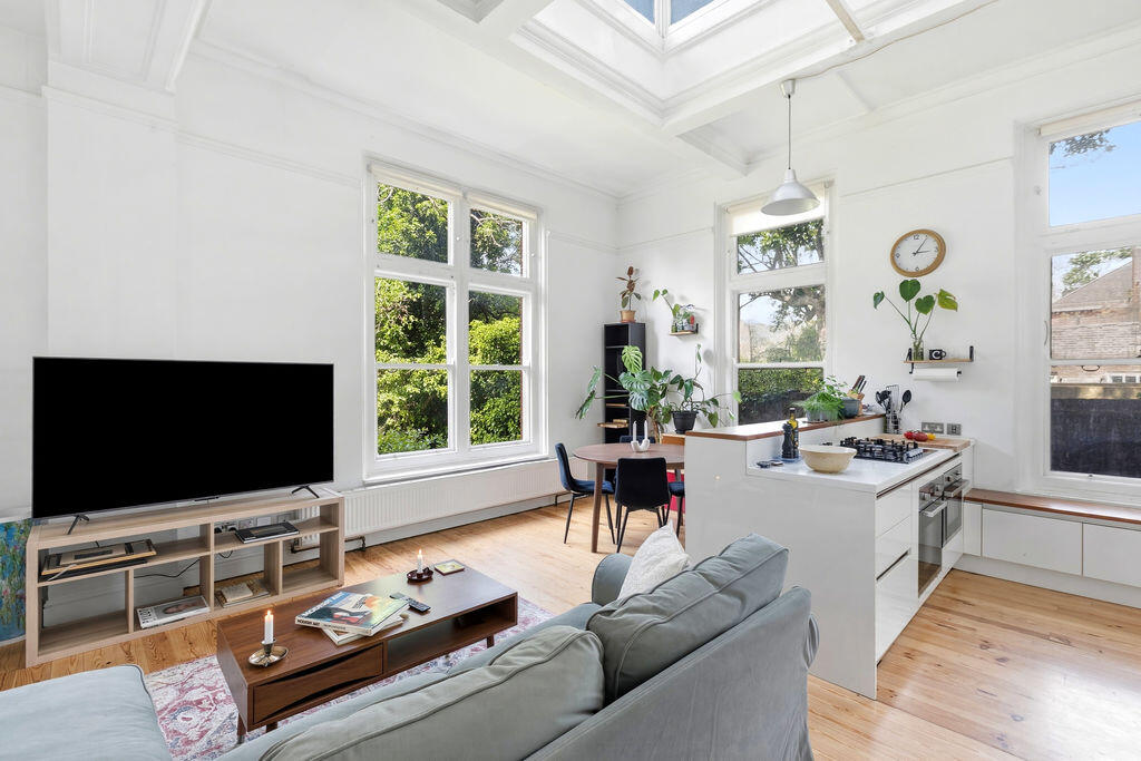 Main image of property: Tredegar House, Bow, E3