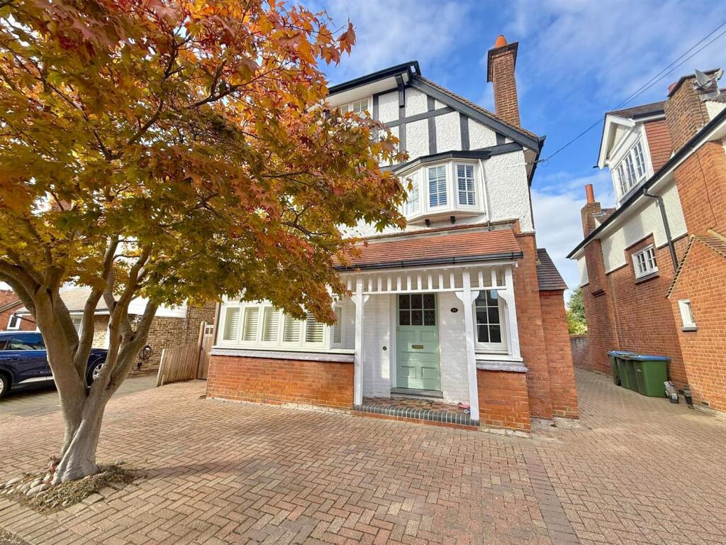 Main image of property: Westville Road, Thames Ditton